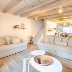 La Maison Lamartine Havre De Paix Dans Le Centre De Tatil Evi *