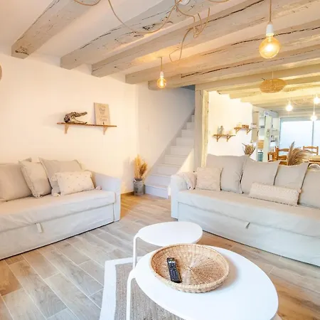 La Maison Lamartine Havre De Paix Dans Le Centre De 펜션 *