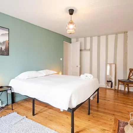 La Maison Lamartine Havre De Paix Dans Le Centre De 투르