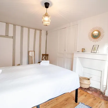 펜션 La Maison Lamartine Havre De Paix Dans Le Centre De 투르