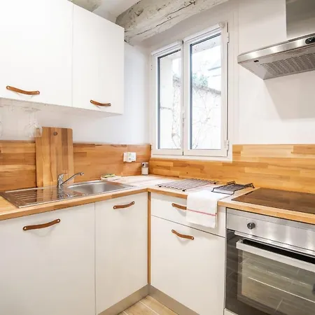 펜션 La Maison Lamartine Havre De Paix Dans Le Centre De 투르