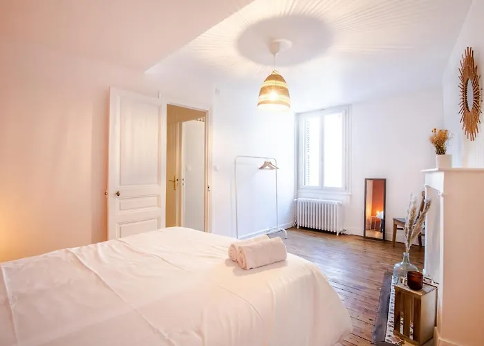 La Maison Lamartine Havre De Paix Dans Le Centre De *