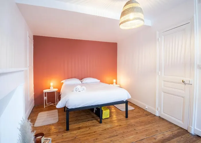 La Maison Lamartine Havre De Paix Dans Le Centre De Tatil Evi