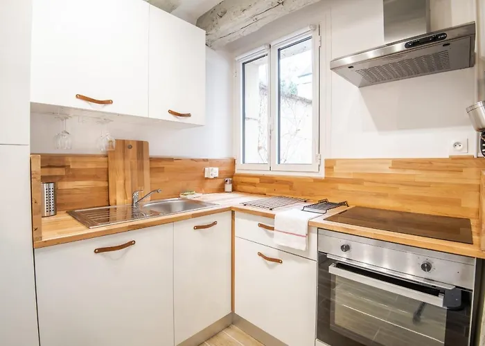 Tatil Evi La Maison Lamartine Havre De Paix Dans Le Centre De Tours